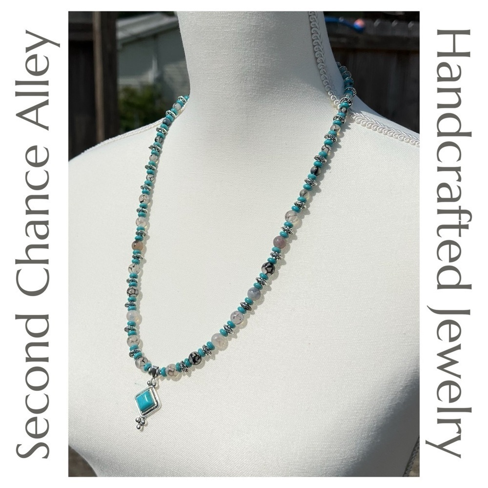 Handcrafted - Turquoise, Crackle Agate and Silver Necklace